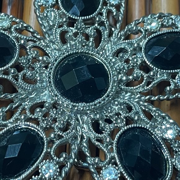 VINTAGE NEW BELT BUCKLE BLACK CABOCHON CRYSTAL ENCRUSTED STARFISH STAR FLOWER - Picture 3 of 5